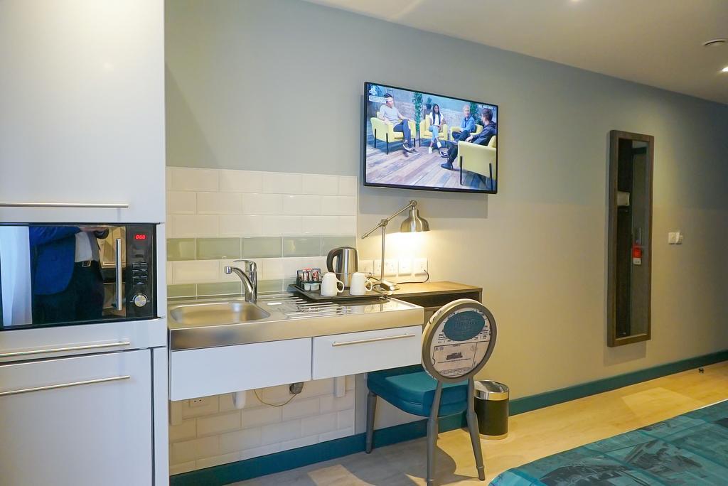 Best Western Plus London Croydon Aparthotel Extérieur photo